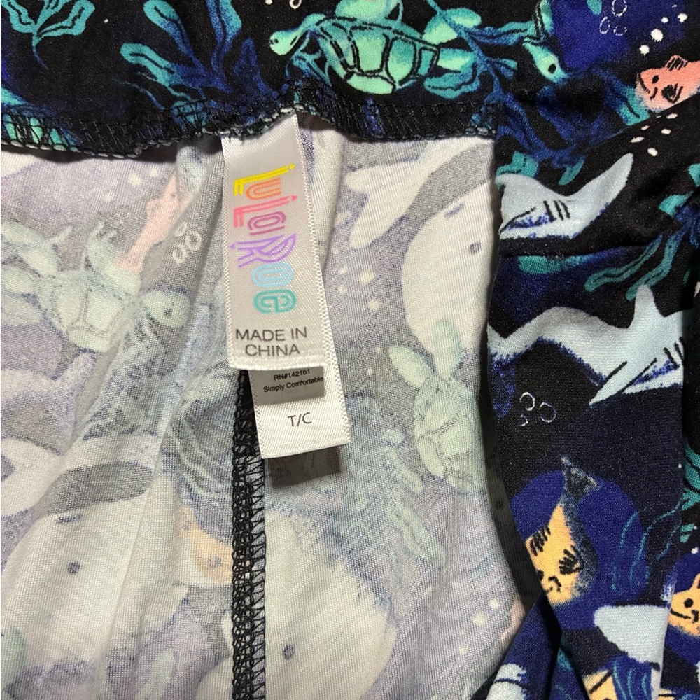 LuLaRoe Navy Blue Ocean Creature leggings - Picture 2 of 2